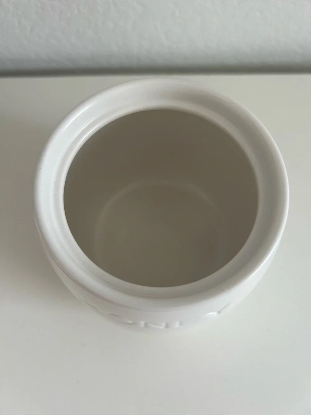 Honey Pot with Wooden Dipper White NWT Farmhouse Chic Minimalist